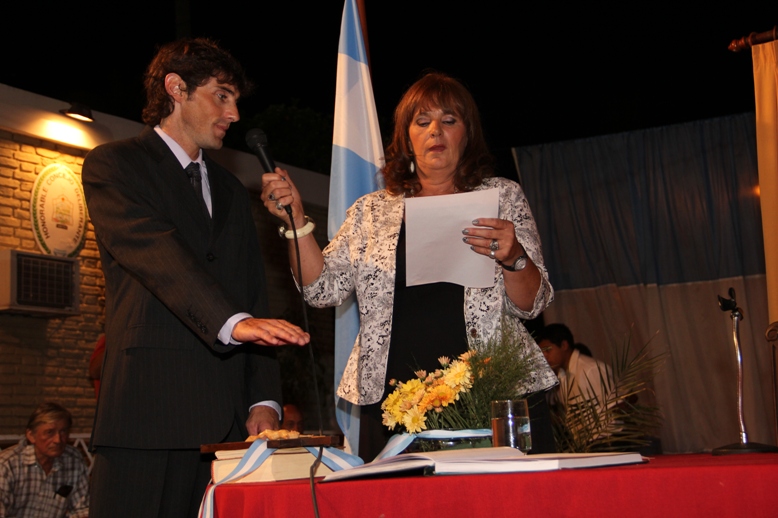 Jura concejales del Frente para la Victoria