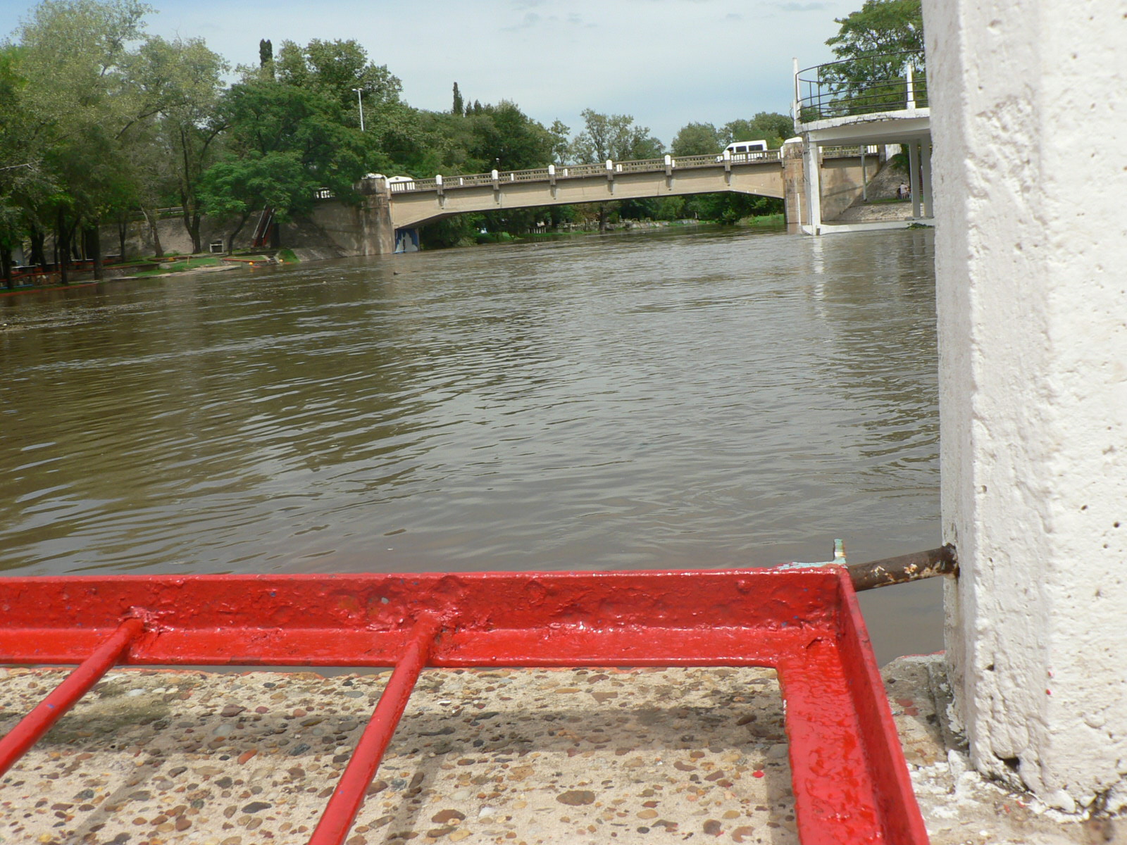 Se desbordó el río Arrecifes