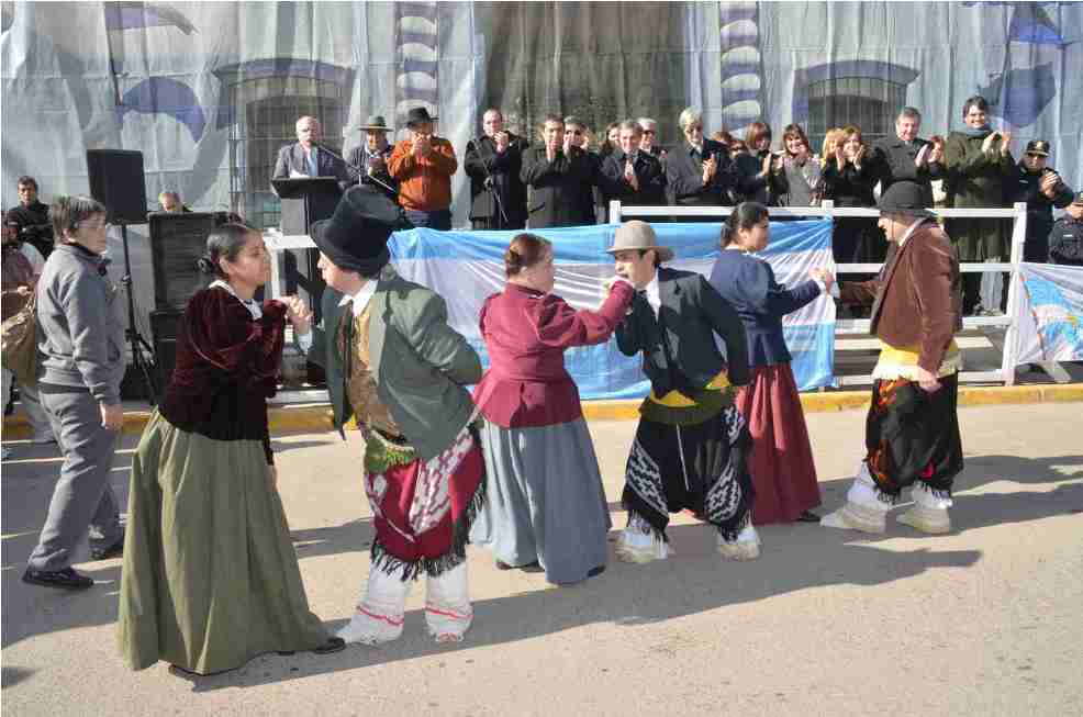 El boicot docente no impidió la celebración del Día de la Independencia