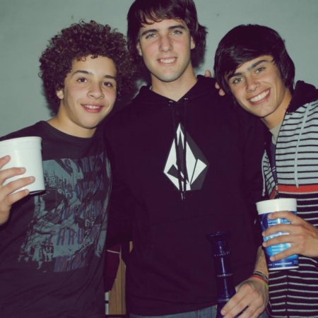 Areco despide a sus tres chicos