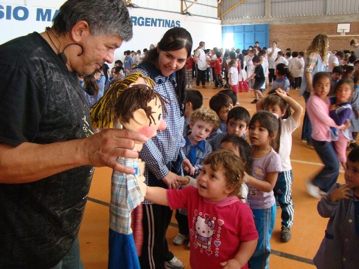 Más de mil alumnos pasaron por el Festival Internacional de Títeres