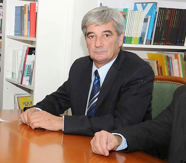 Bolinaga volvió a insistir por la reparación de las rutas