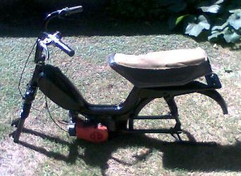 Clausuran taller por falta de habilitación y secuestran una moto