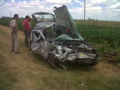 Grave accidente de jóvenes que viajaban a la fiesta de Ramallo