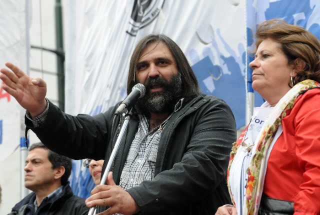 Vuelven los paros docentes y el Gobierno bonaerense respondió con dureza