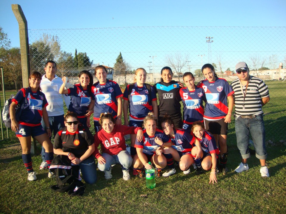 Las chicas del Obras en el Torneo de Futbol Femenino de LIFUPE