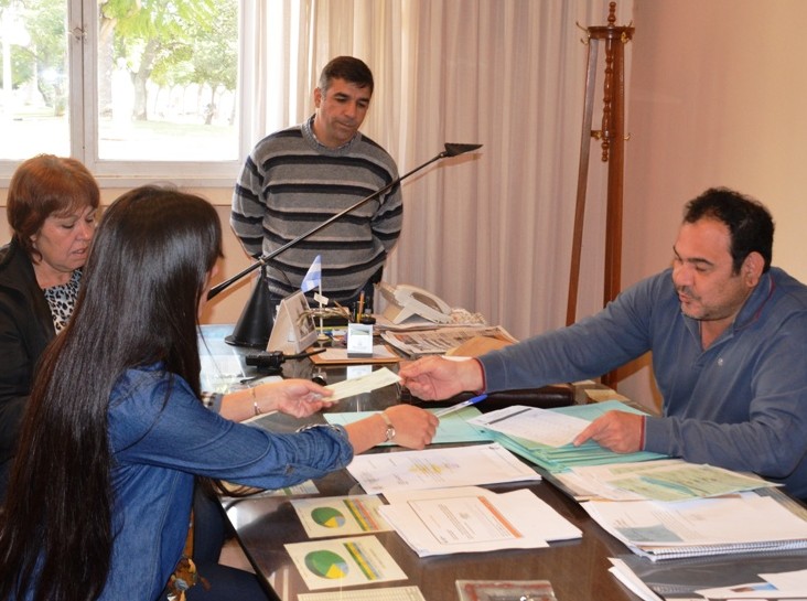 Comenzaron a entregarse los subsidios a los aspirantes a policía