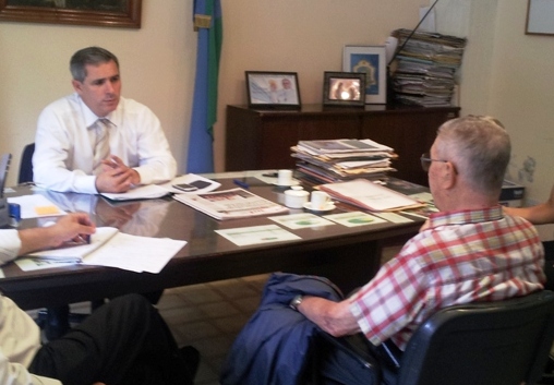 Pernicone reemplaza a Aubalat en la Presidencia del bloque del FPV