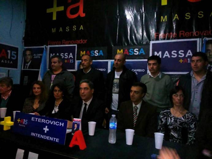 Eterovich también hizo su presentación oficial