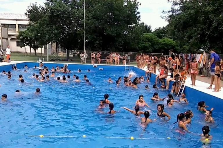 Con 300 chicos comenzó la Colonia de Verano Municipal
