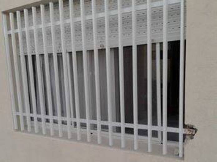 Arriesgado intento de robo a la presidenta del Consejo Escolar