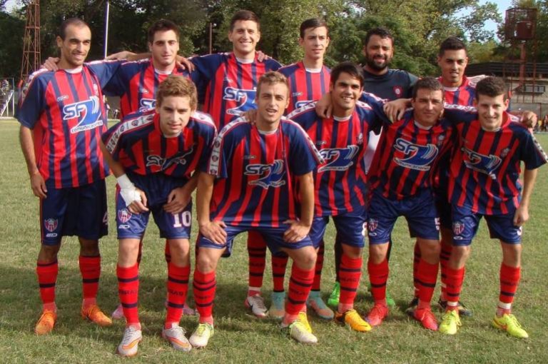 Partidazos en la tercera del Apertura de fútbol