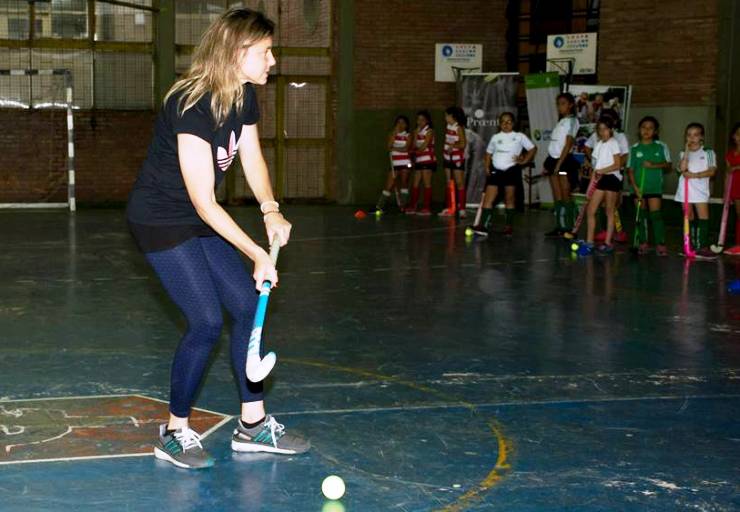 La leona Stepnik brindó una clínica en Arrecifes
