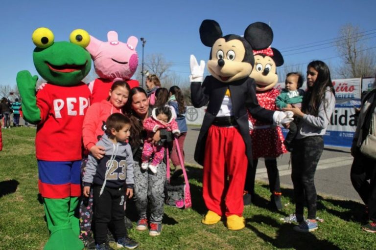 Más de seis mil personas en la gran fiesta del Día del Niño
