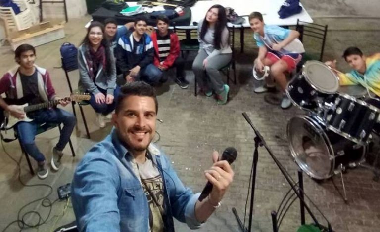 Taller de Formación Artística y Musical