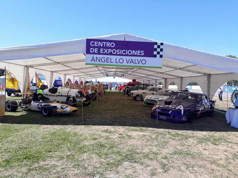 Estelares, la elección de la Reina y una multitud en el primer día de la Fiesta del Automovilismo