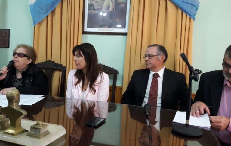Miriam Gadea juró como defensora del Pueblo adjunta