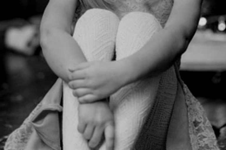 Buscan a un arrecifeño por abuso y violación de menores