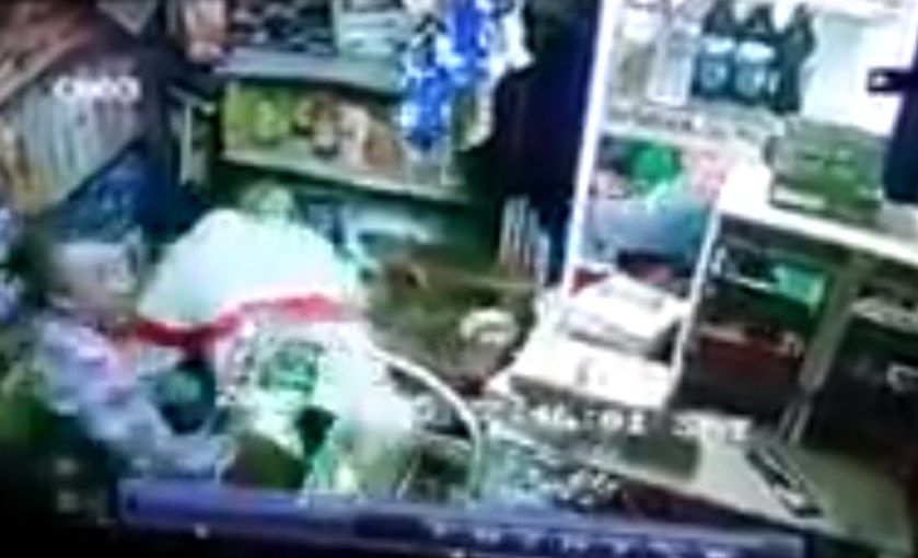 Video del robo a un almacén