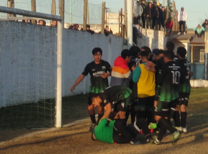 Villa y Brown son semifinalistas