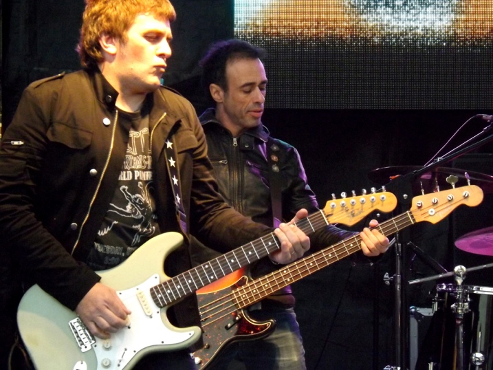 Ella es tan cargosa, hoy en Arrecifes