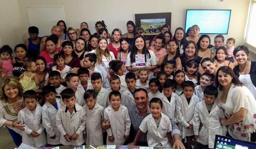 El Intendente agasajó a los autores del libro “El patito que nunca fue feo”