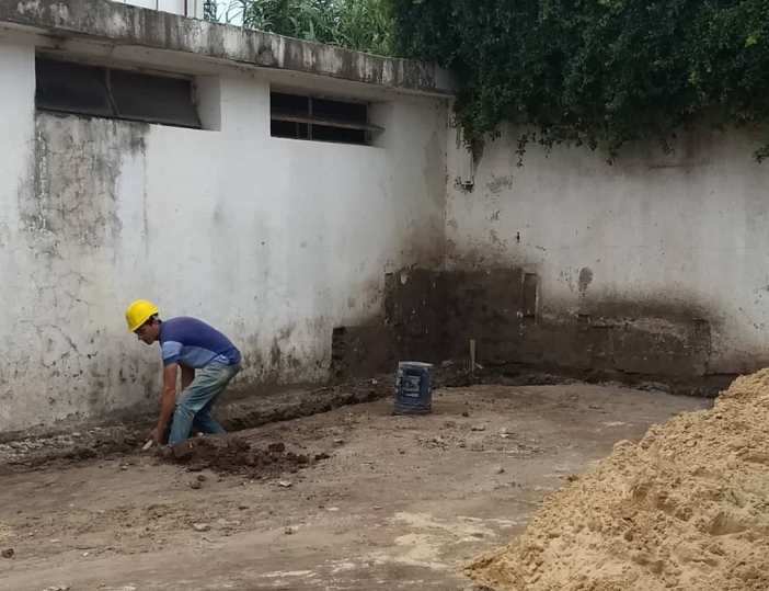 Construyen un SUM en la Escuela 1