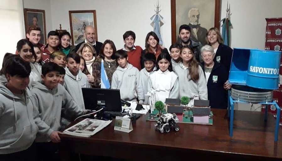 Participantes en la Feria de Ciencias presentaron sus proyectos en el Municipio