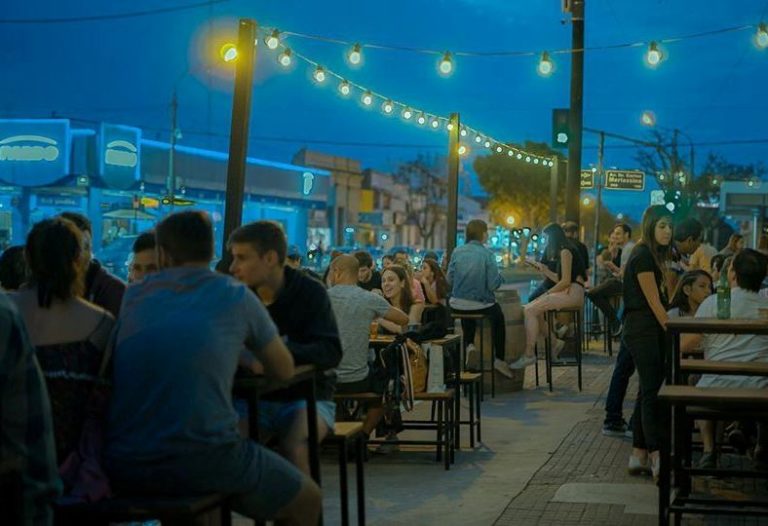 Polémica por los decks: están autorizados desde 2018