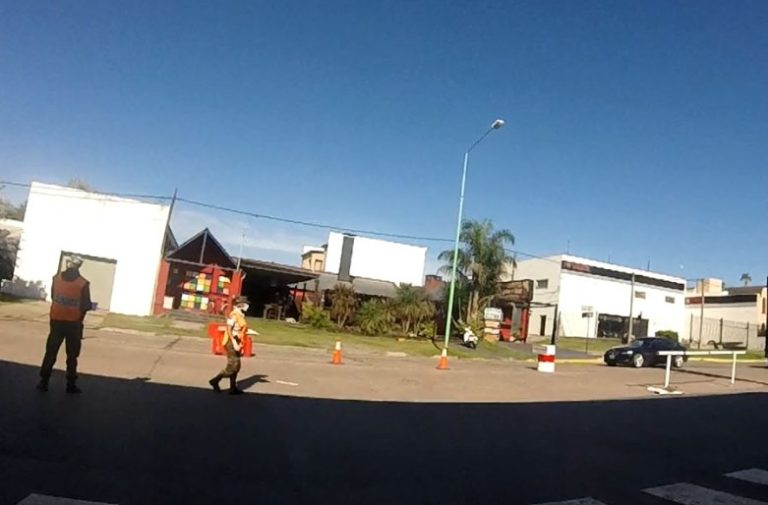 SIGUEN LOS CONTROLES DE INGRESO AL CENTRO