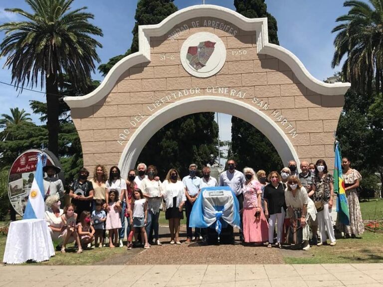 SE CELEBRARON LOS 70 AÑOS DEL ARCO DE PLAZA MITRE