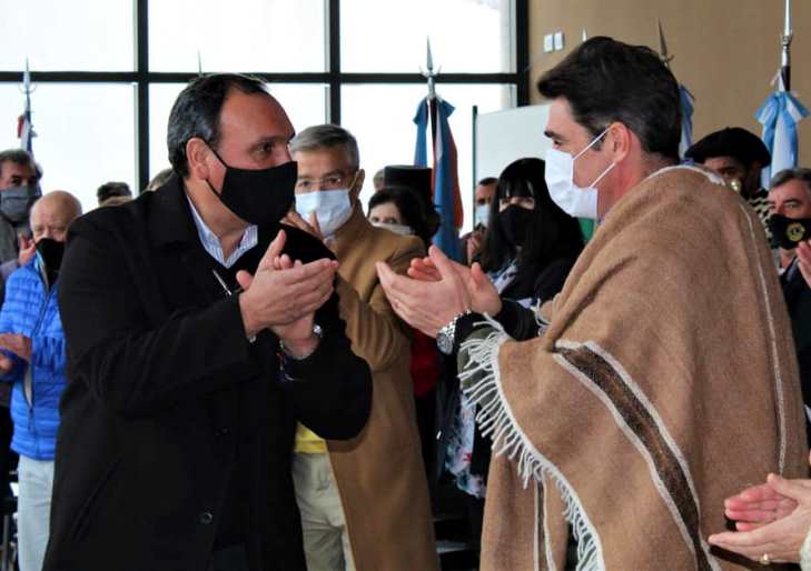 Arrecifes, presente en el acto del 60º aniversario de la autonomía de Capitán Sarmiento