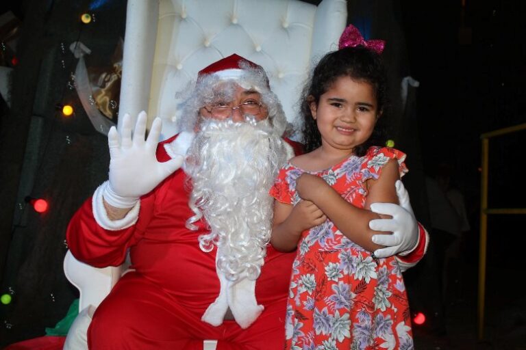 Papá Noel visitó el Molino, el Hospital y el Hogar de Ancianos