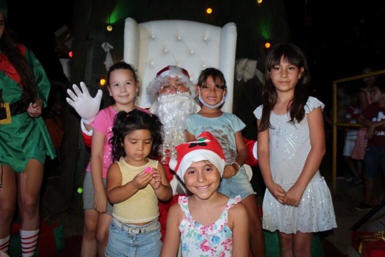 Papá Noel visitó el Molino, el Hospital y el Hogar de Ancianos