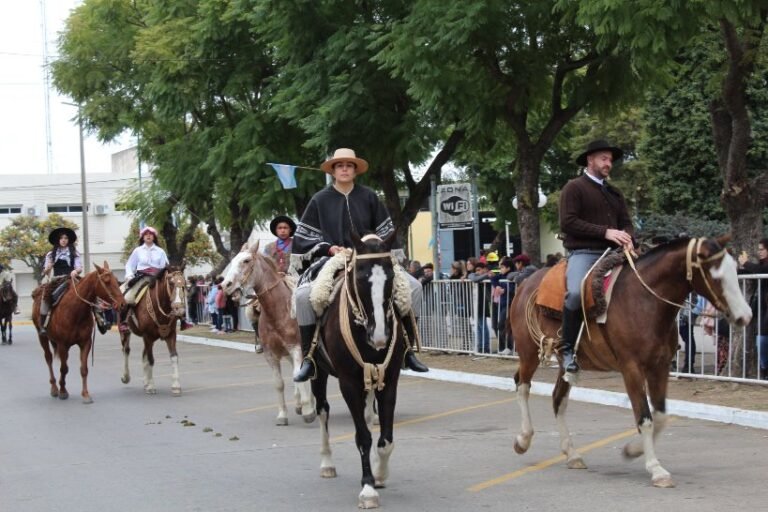 EL INTENDENTE ENCABEZÓ LA CELEBRACIÓN DEL DÍA DE LA INDEPENDENCIA