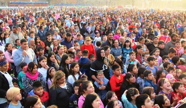 OTRA ESPECTACULAR FIESTA DEL DÍA DEL NIÑO EN ARRECIFES