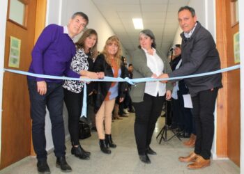 OLAETA INAUGURÓ DOS NUEVAS AULAS EN LA ESCUELA AGRARIA
