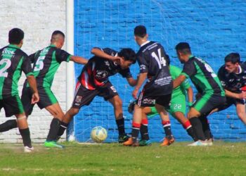 Fútbol: la sexta del Clausura se juega entre sábado y domingo