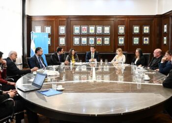 Reunión del Gobierno por las figuritas del Mundial