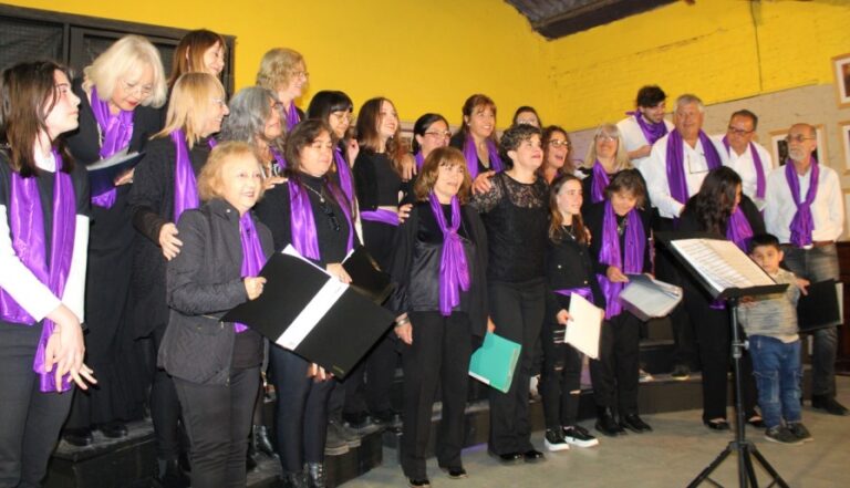 Fantástico encuentro coral en el Centro Cultural