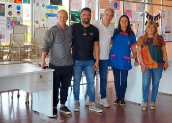 Nuevo mobiliario para escuelas de Arrecifes