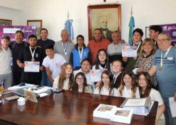 El Intendente recibió a los ganadores de medallas en los Juegos Bonaerenses