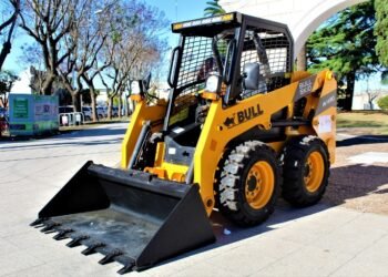 La Municipalidad de Arrecifes adquirió una mini-pala