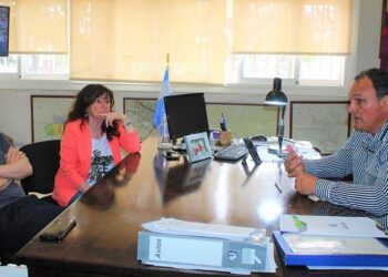Olaeta recibió al ministro de Producción Augusto Costa