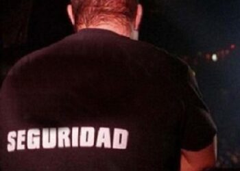Detenidos por pelearse con personal de seguridad