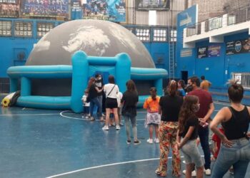 La “productora municipal de espectáculos” ya organiza shows pagos