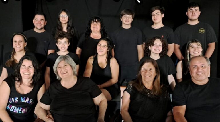 Teatro local en Arrecifes