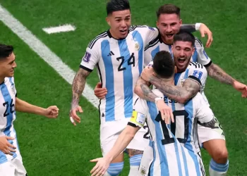 Argentina goleó a Croacia y jugará la final del Mundo