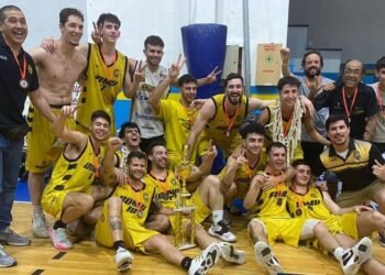 Comunicaciones es bicampeón del básquet pergaminense