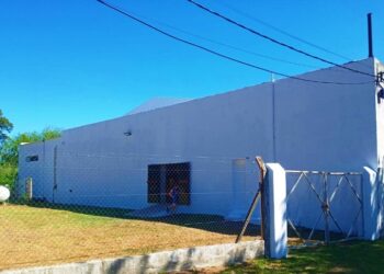 Se realizaron trabajos de pintura en la Escuela de Viña